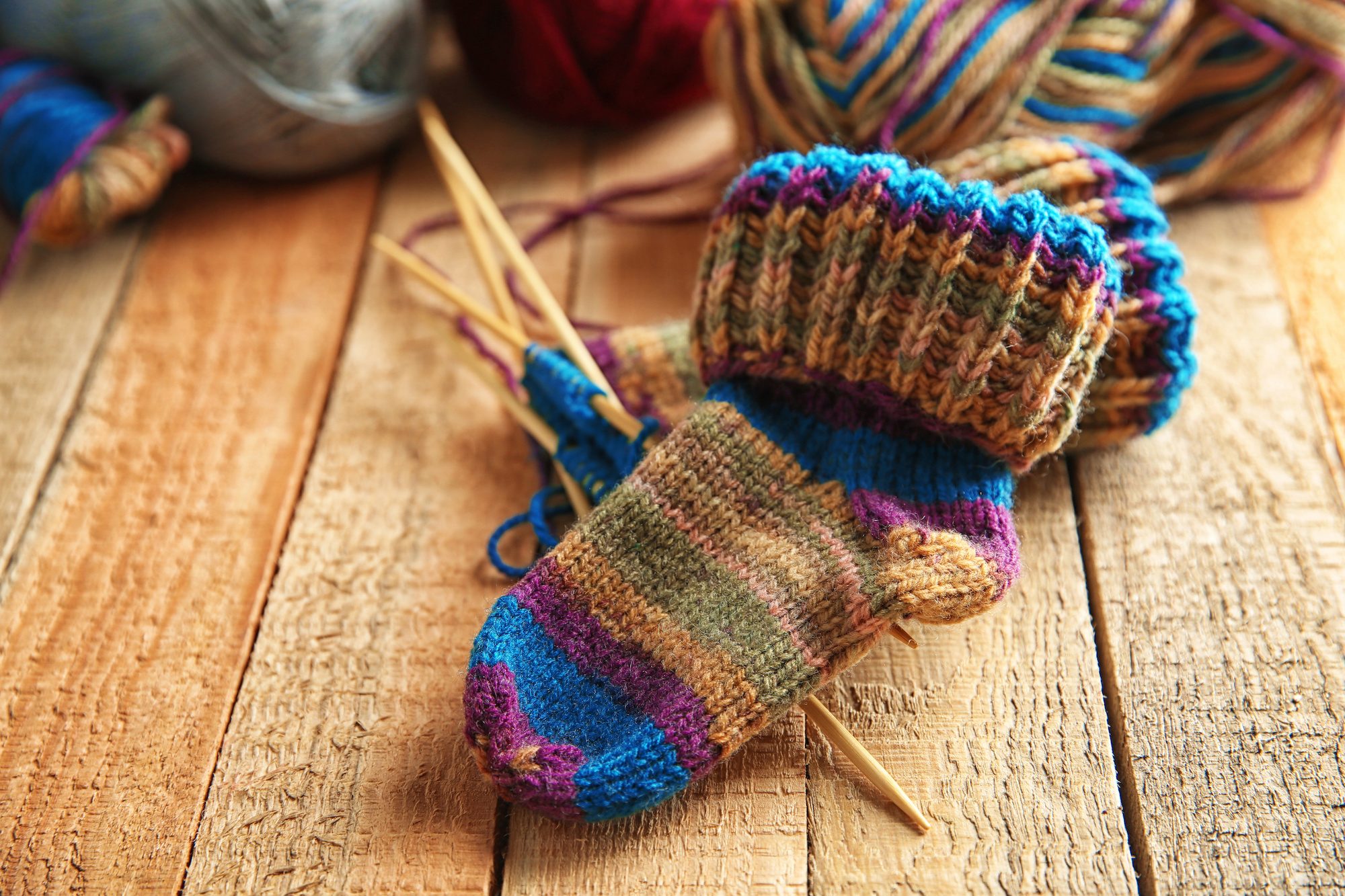 Socken stricken für Anfänger: In 5 Schritten zu kuscheligen DIY-Socken